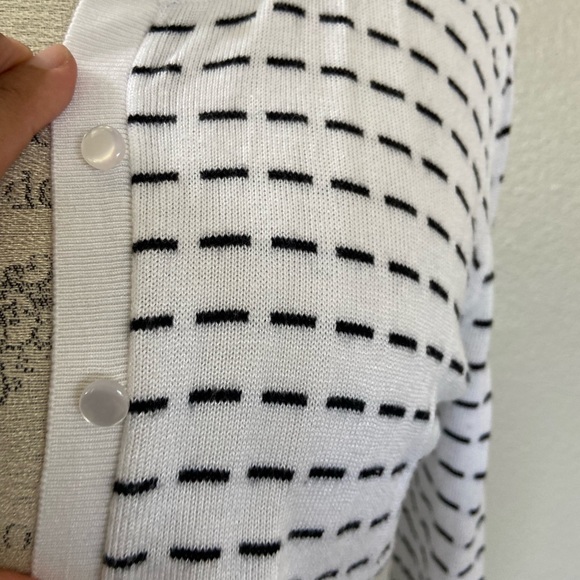 Cable & Gauge cardigan - Picture 3 of 6